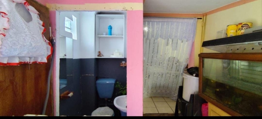 2 Bedroom Property for Sale in Manenberg Western Cape
